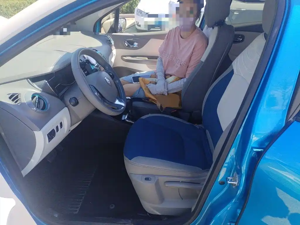 Renault Captur — миниатюра 12