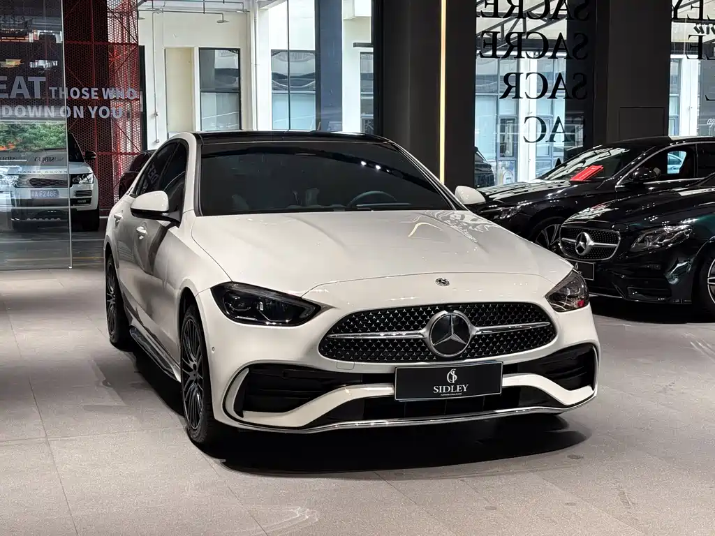 Mercedes-Benz C-Class — миниатюра 3