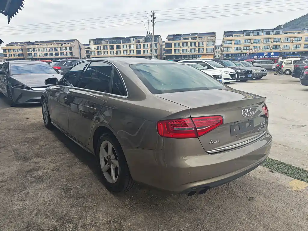 Audi A4L — миниатюра 8