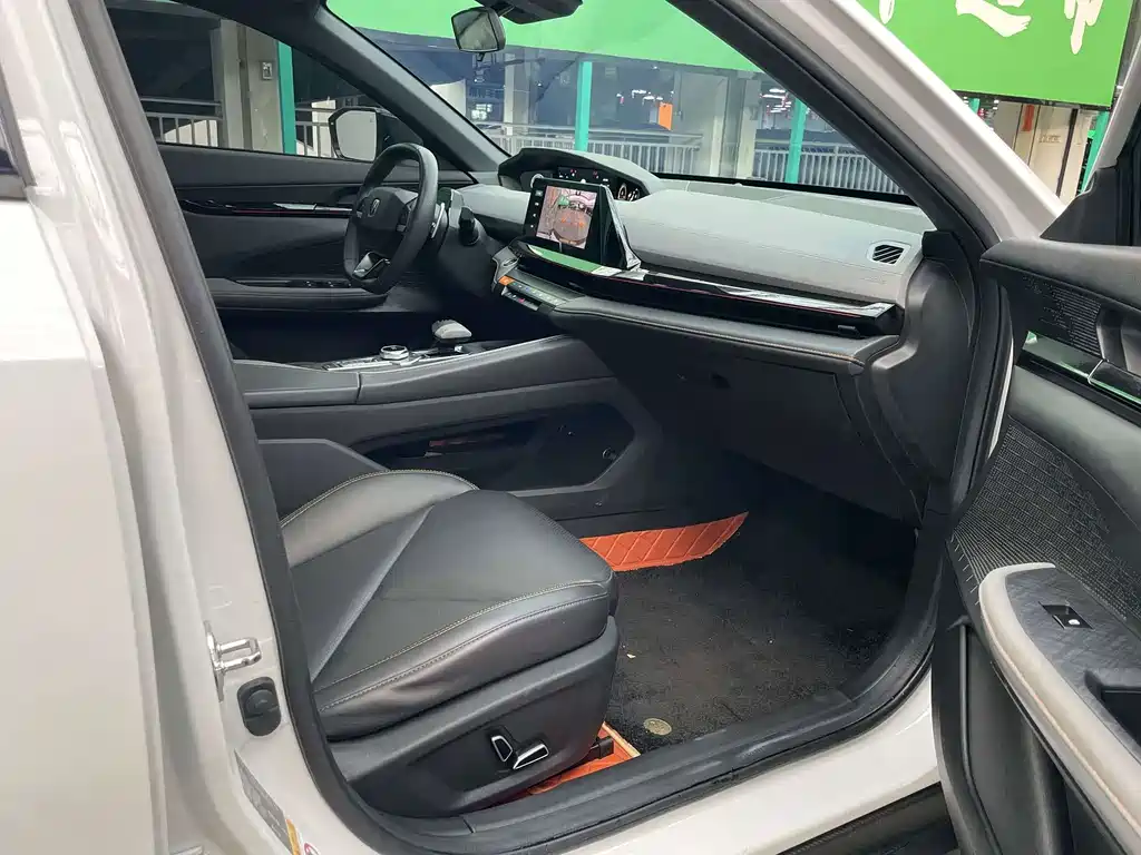 Changan UNI-V — миниатюра 7