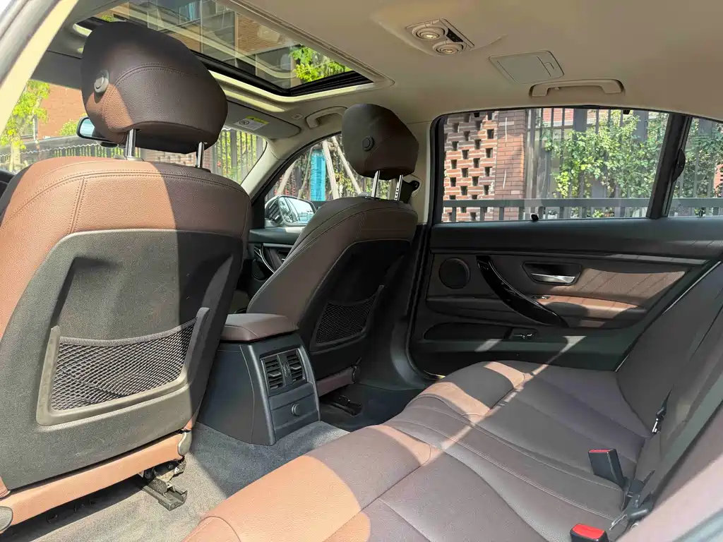 BMW 3 Series — миниатюра 9