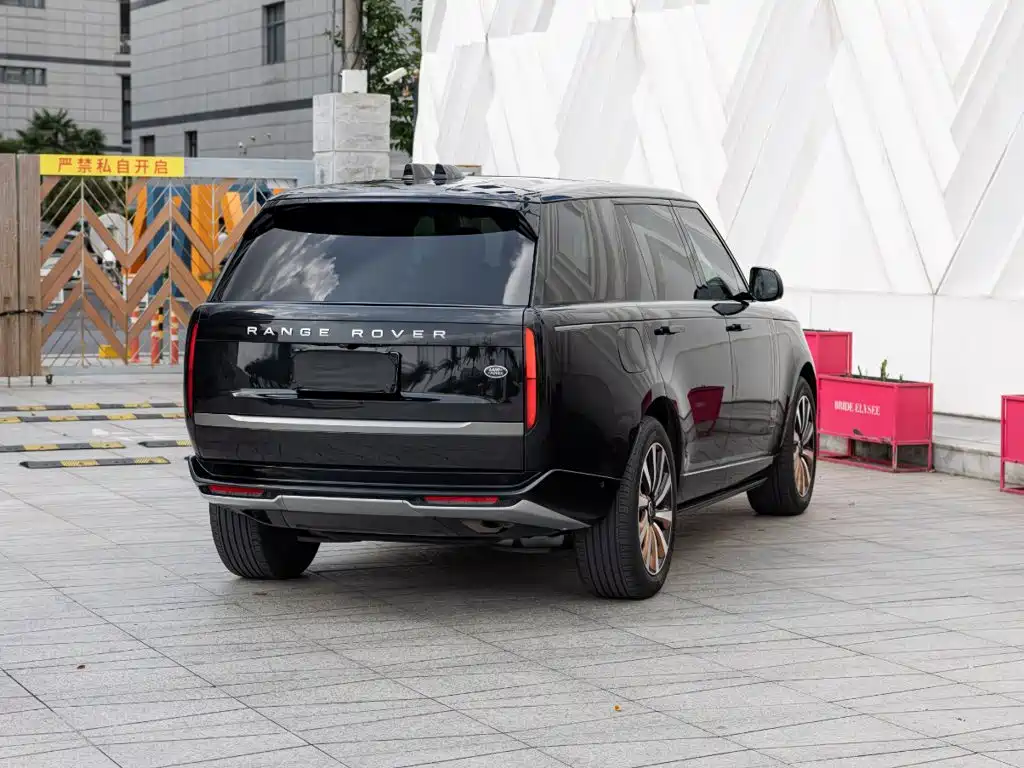 Land Rover Range Rover — миниатюра 4