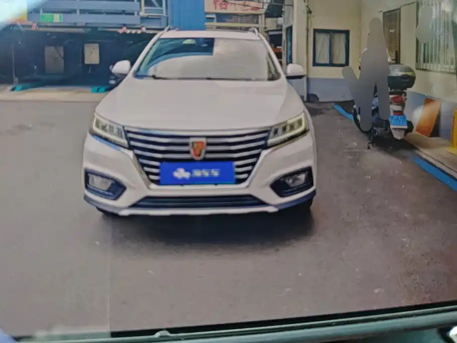 Roewe RX5 New Energy — миниатюра 2