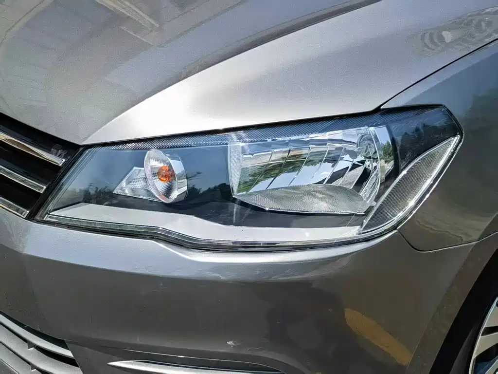 Volkswagen Jetta — миниатюра 4