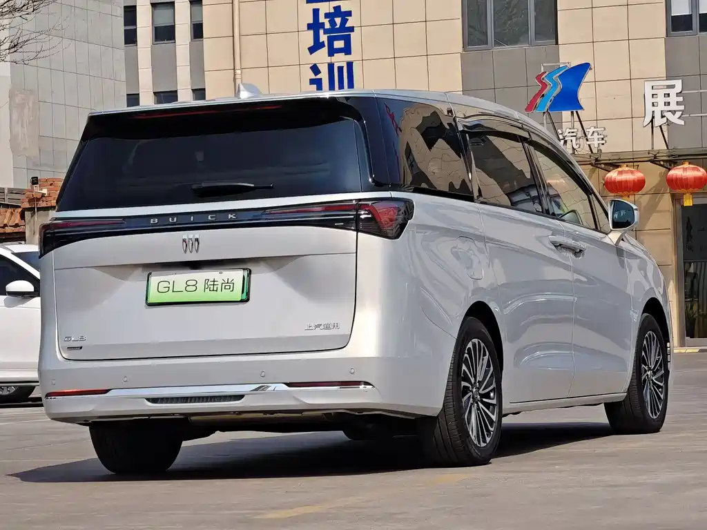 BUICK GL8 NEW ENERGY