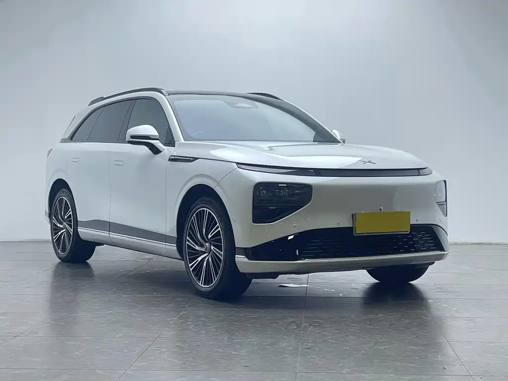 XPeng G9 — миниатюра 3