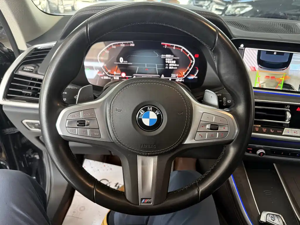 BMW X5 2022 xDrive 30Li Premium M Sport