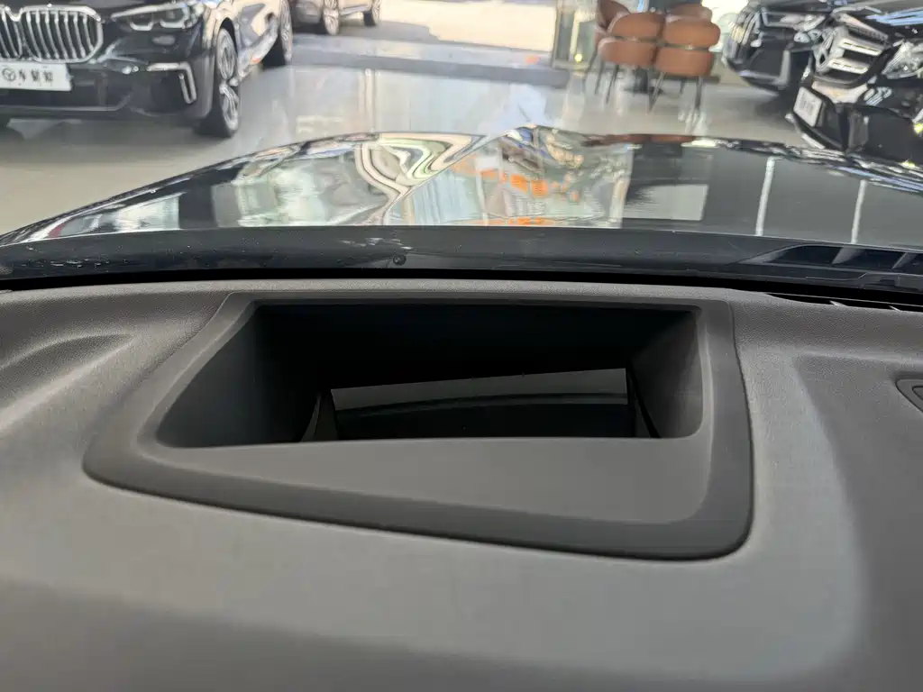 BMW X5 2022 xDrive 30Li Premium M Sport