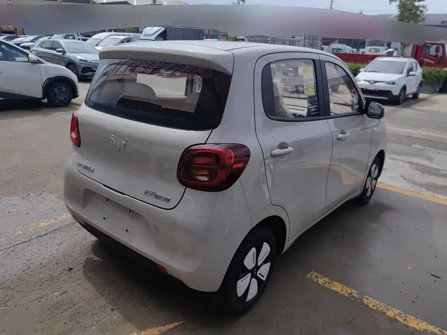 Wuling Mini EV MINIEV 2025