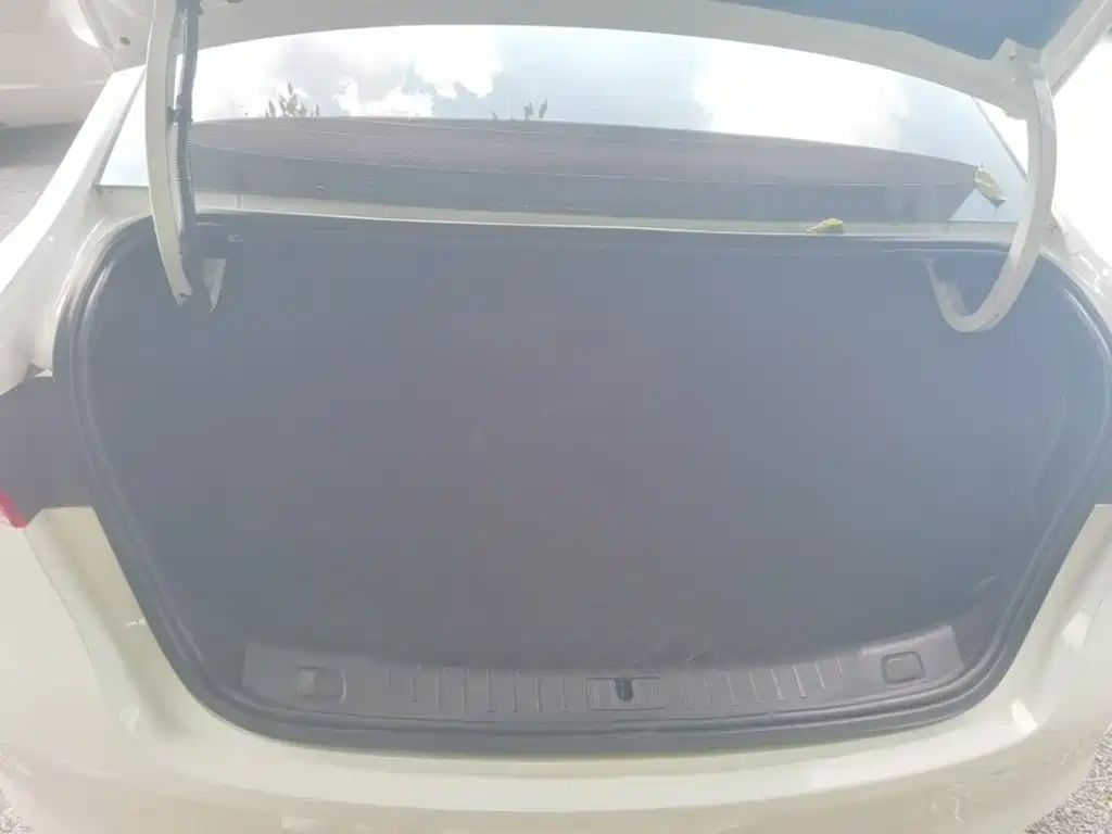 Buick Verano — миниатюра 24