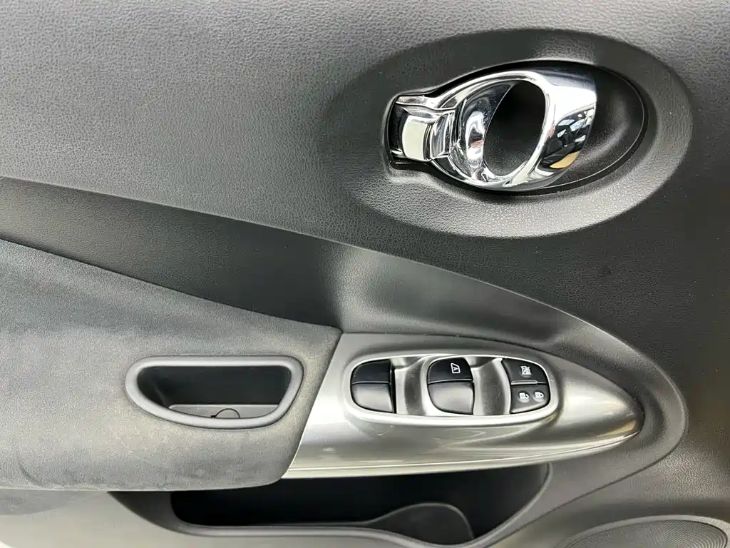 Infiniti ESQ — миниатюра 17