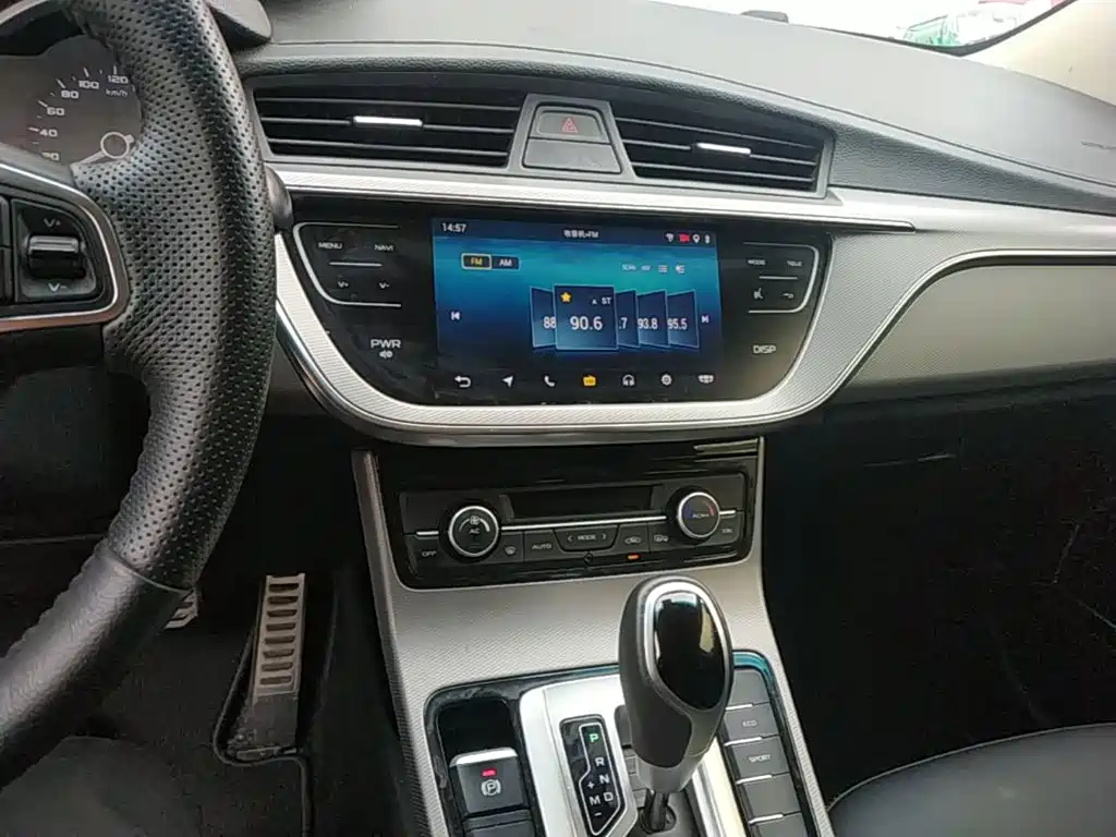 Geely Emgrand GS — миниатюра 13