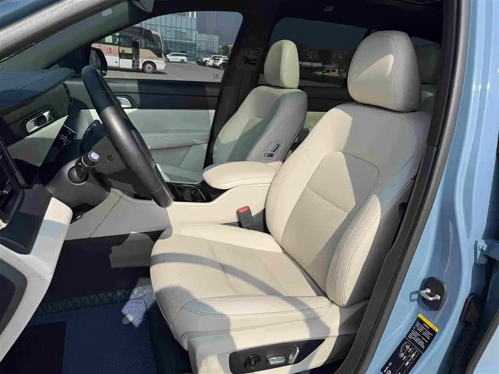 Li Auto Li ONE — миниатюра 5