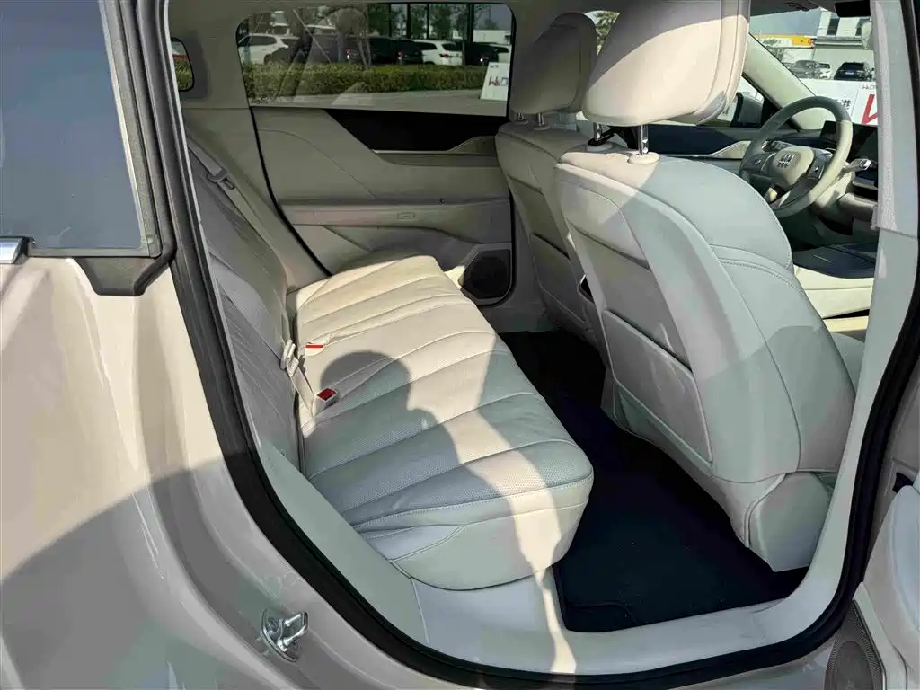Buick Electra L7 — миниатюра 17