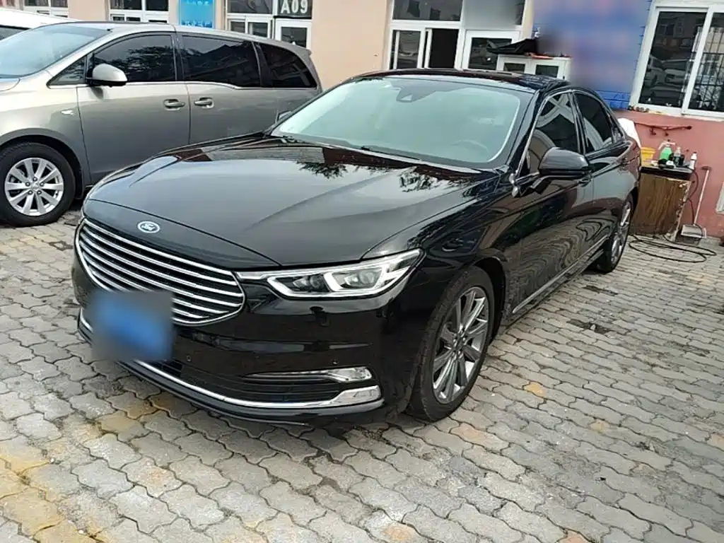 Ford Taurus