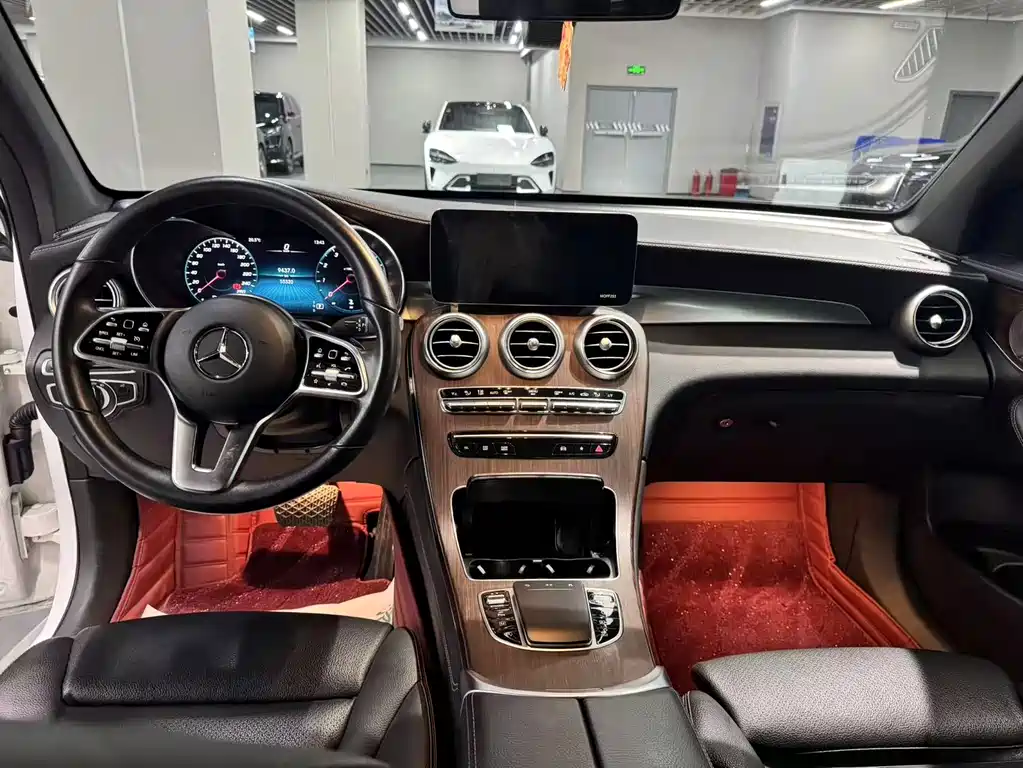 Mercedes-Benz GLC — миниатюра 6