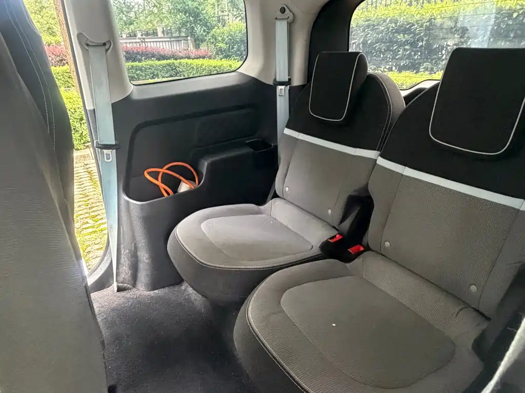 Baojun E300 — миниатюра 19