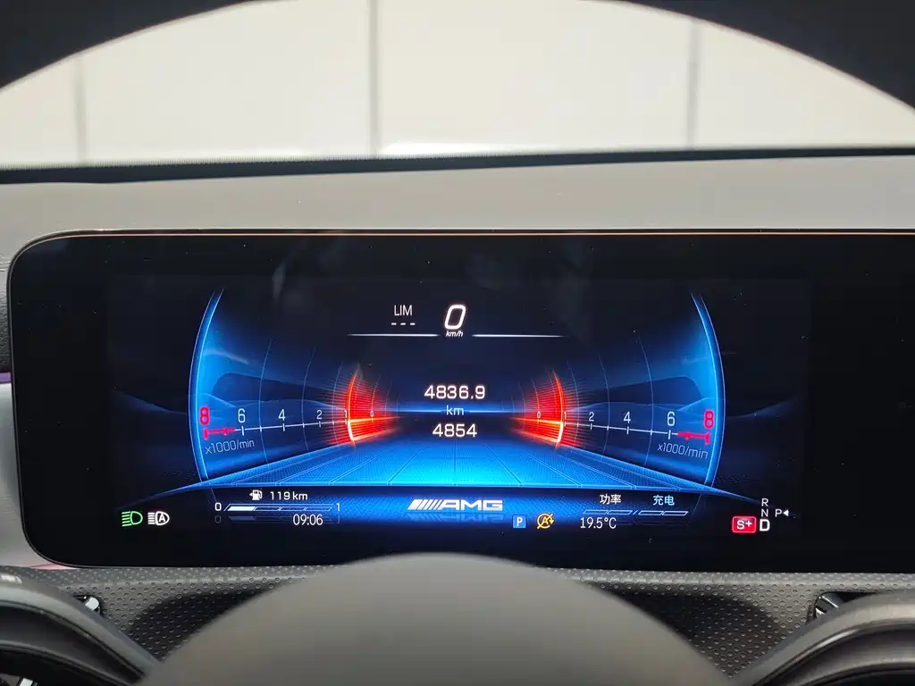 MERCEDES-BENZ A CLASS AMG