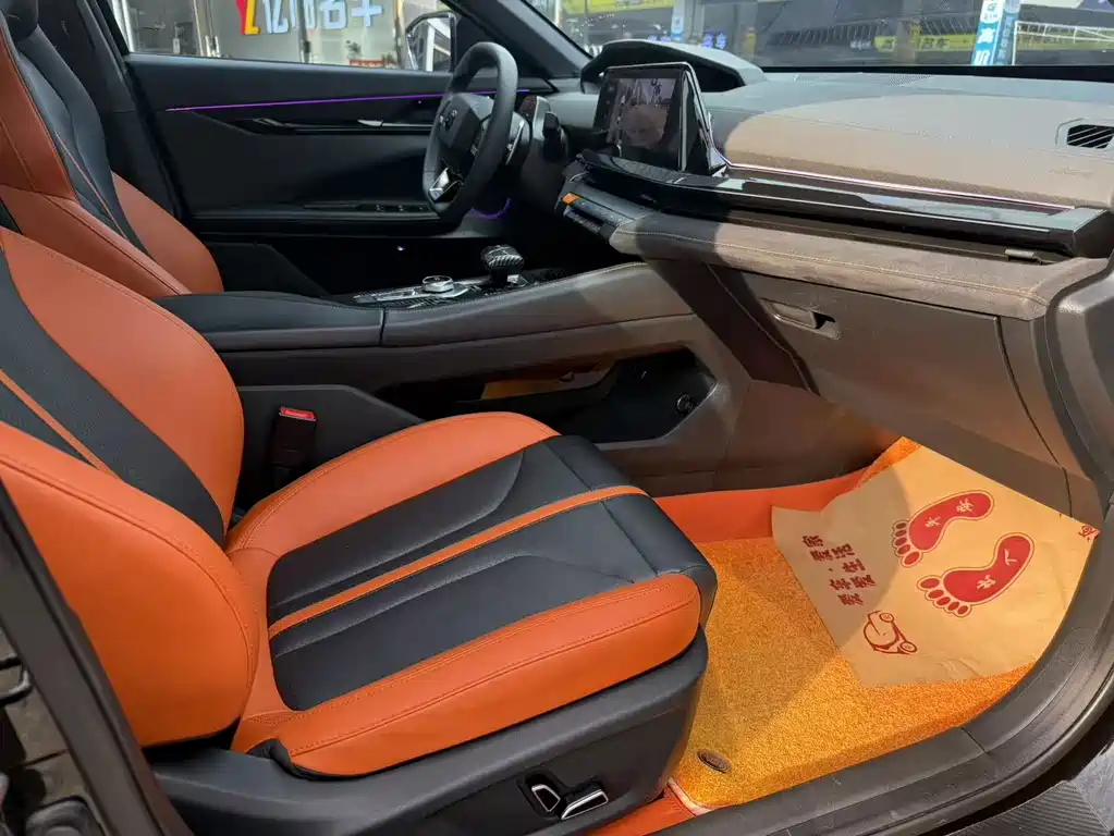 Changan UNI-V — миниатюра 5