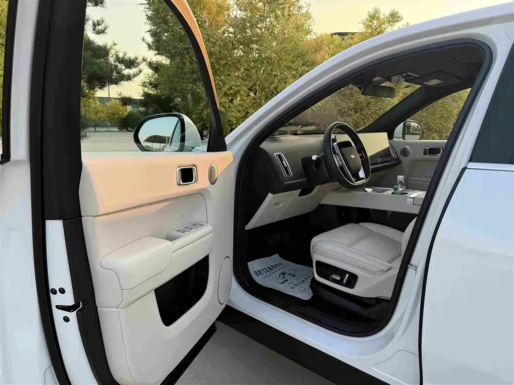 Li Auto Li L7 — миниатюра 5