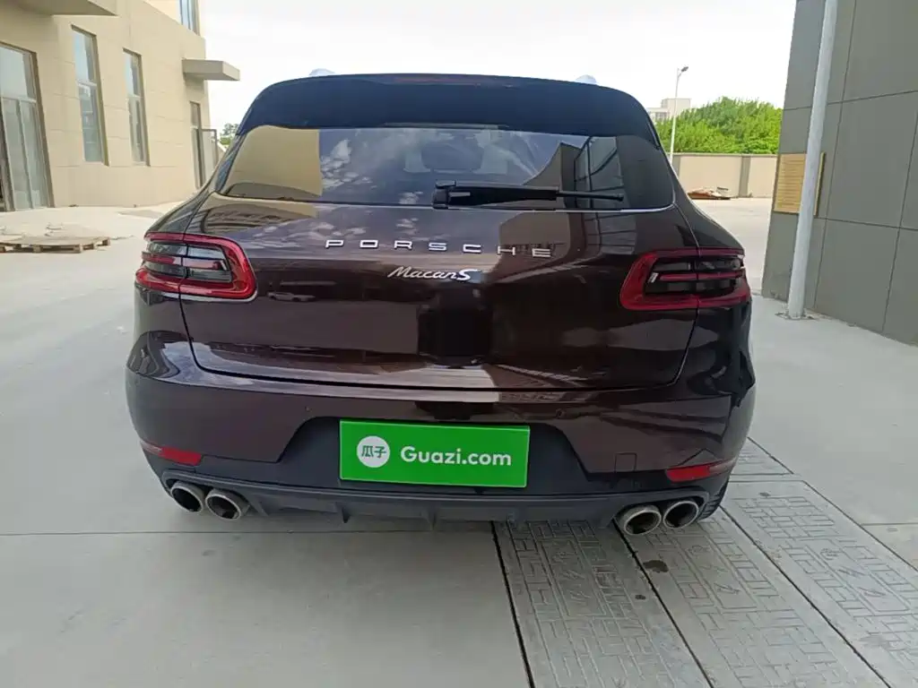 Porsche Macan — миниатюра 6
