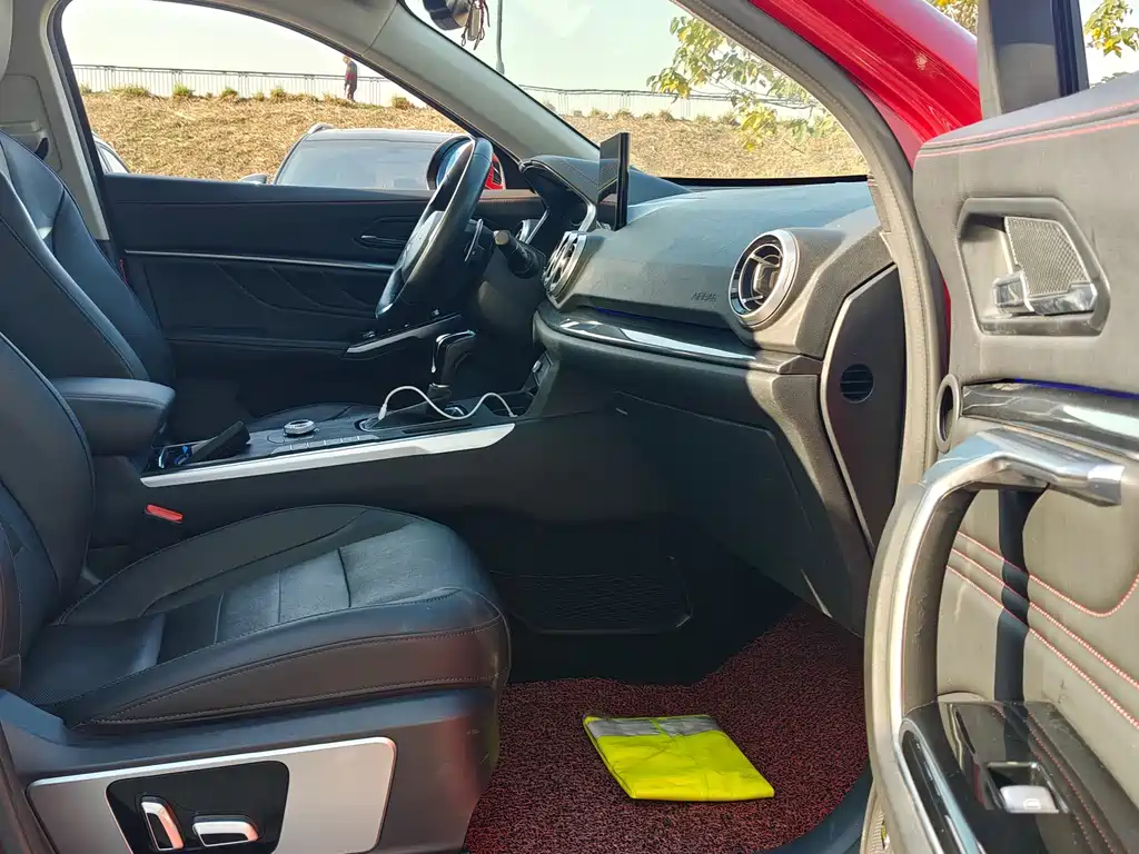 WEI PAI WEI BRAND VV5