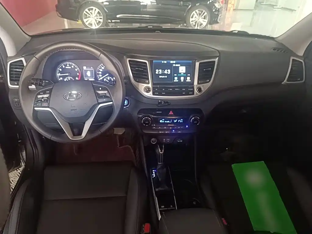 Hyundai Tucson — миниатюра 10