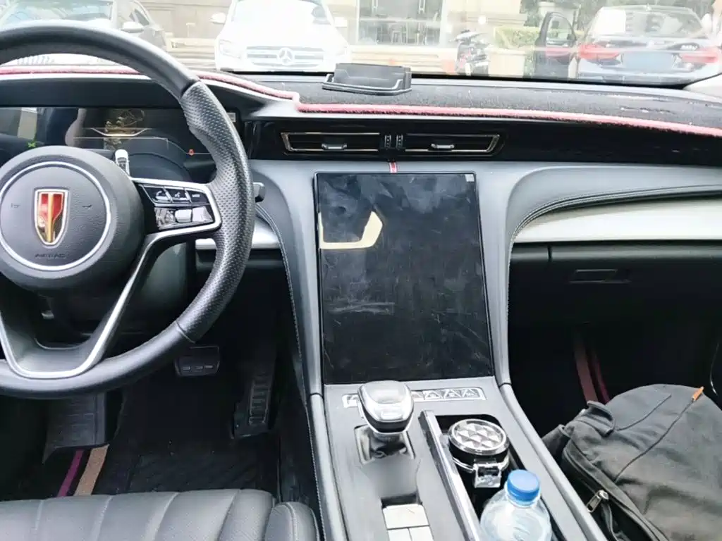 Hongqi Hongqi H5 — миниатюра 14