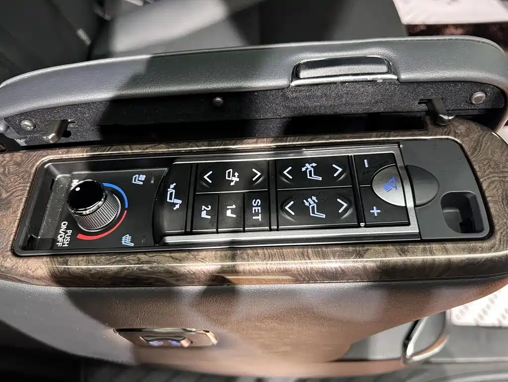 Toyota Alphard — фотографии объявления, Фото 13