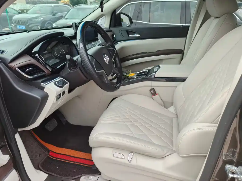 Buick GL8 2023 Comfort
