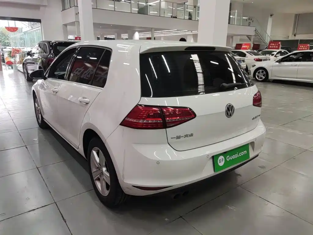 Volkswagen Golf — миниатюра 5