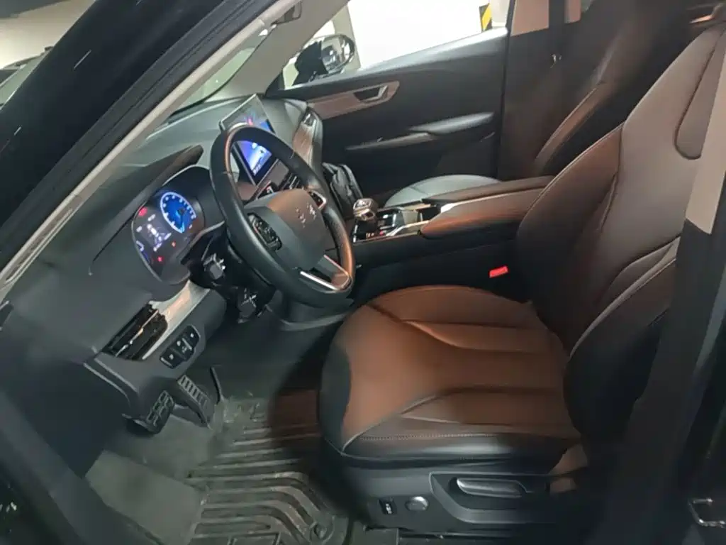 Hongqi Hongqi E-QM5 — миниатюра 15