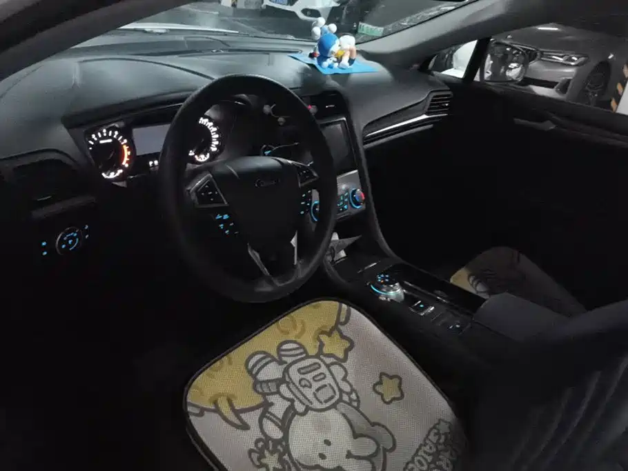 Ford Mondeo — миниатюра 12