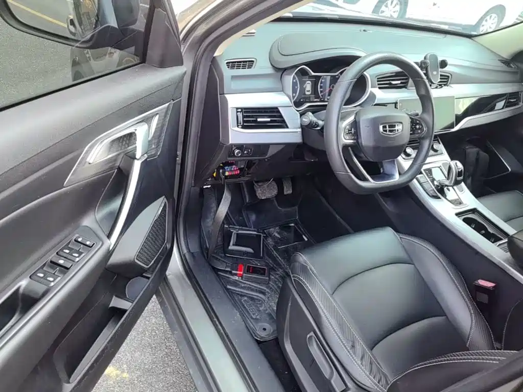 Geely Boyue — миниатюра 16