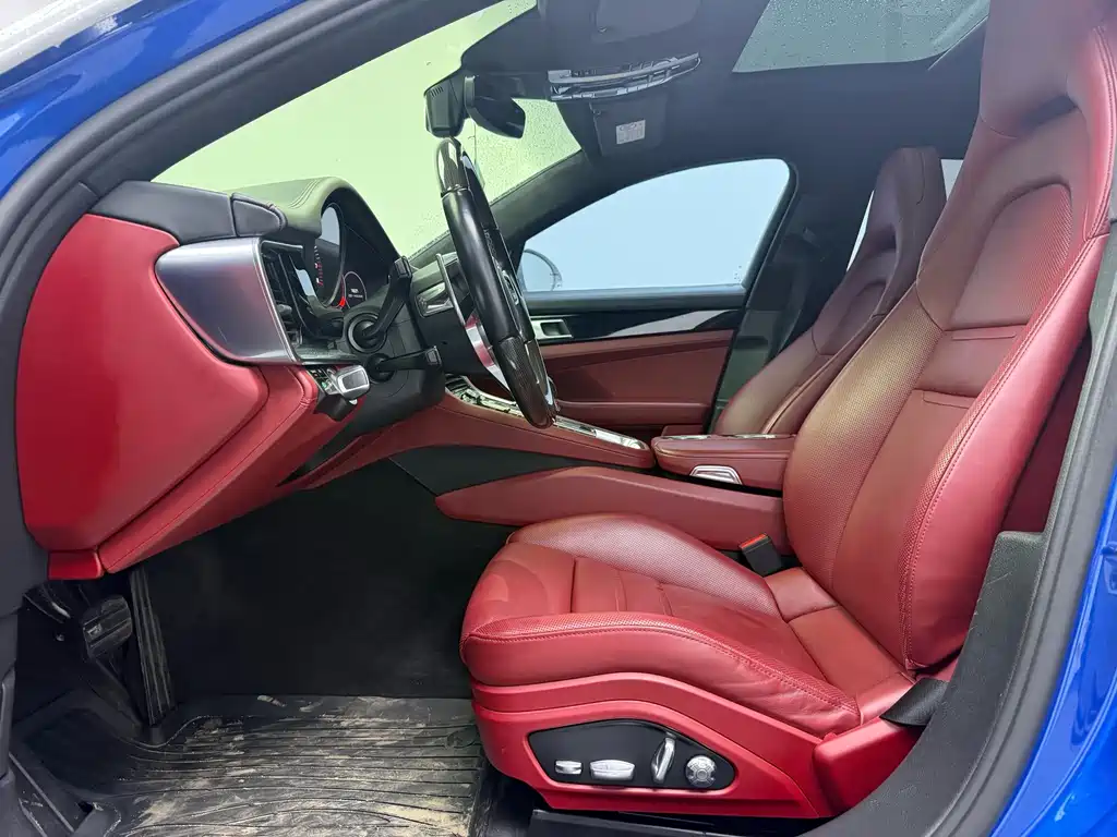 Porsche Panamera — миниатюра 5