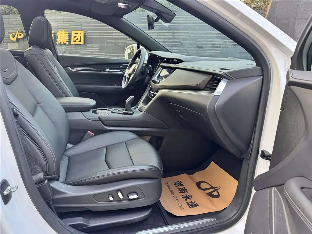 Cadillac XT5 — миниатюра 8