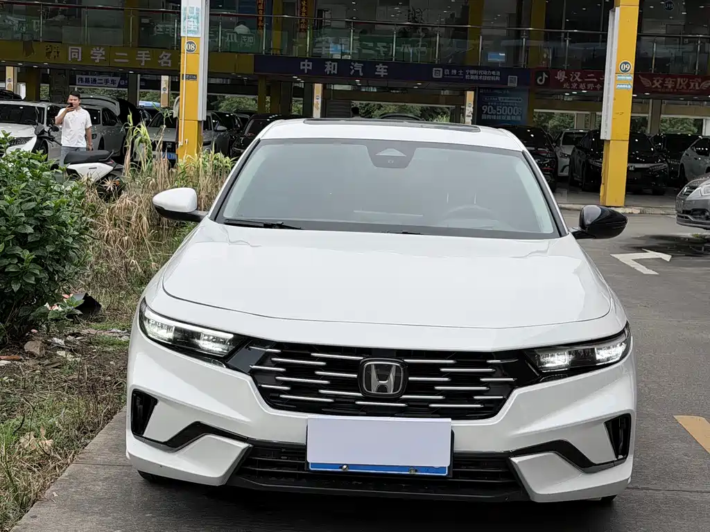 Honda Accord — миниатюра 2