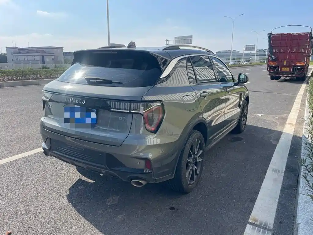 Lynk & Co 01 — миниатюра 9