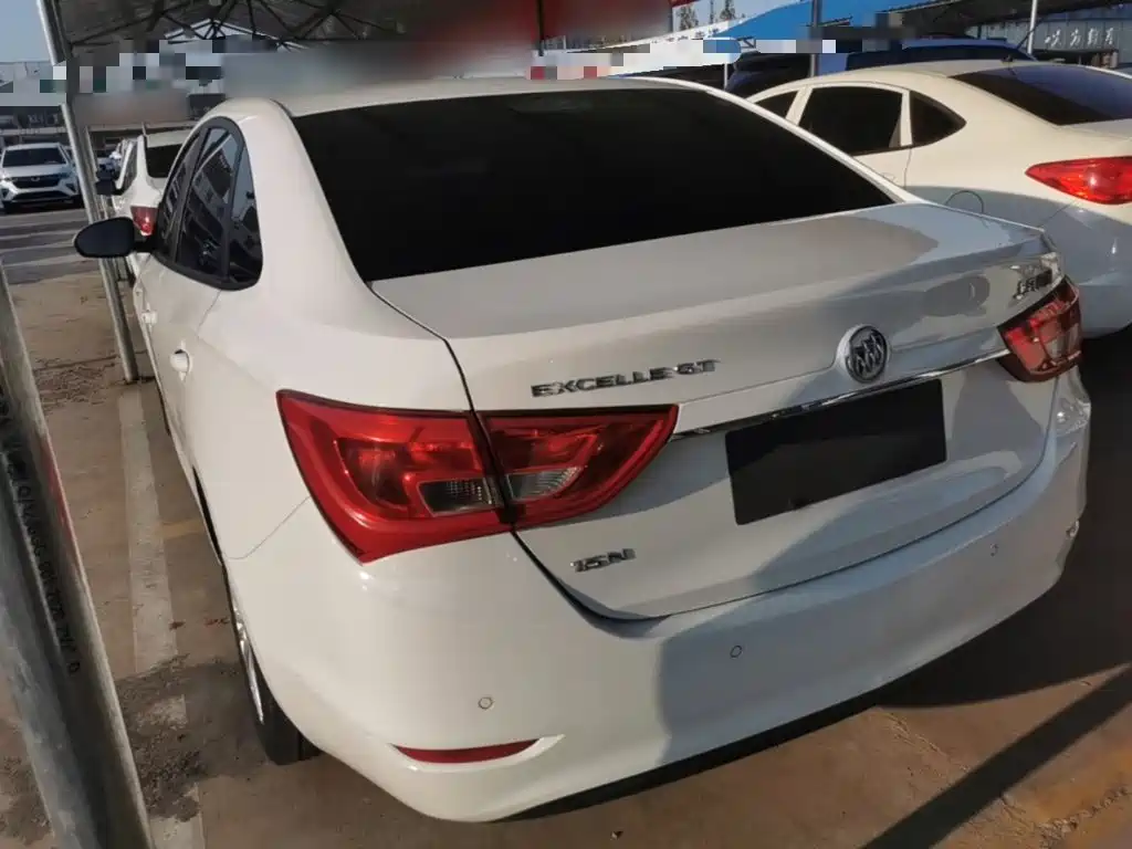 Buick Excelle — миниатюра 5