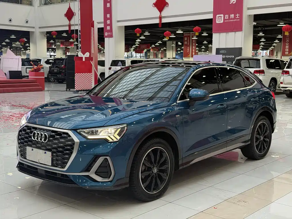 AUDI Q3 SPORTBACK