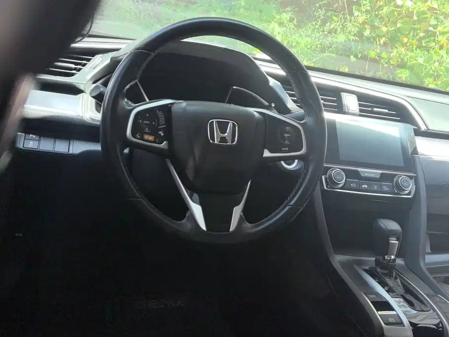 Honda Civic — миниатюра 15