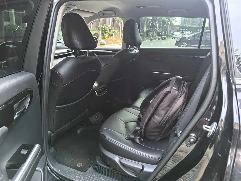 Toyota Highlander — миниатюра 4