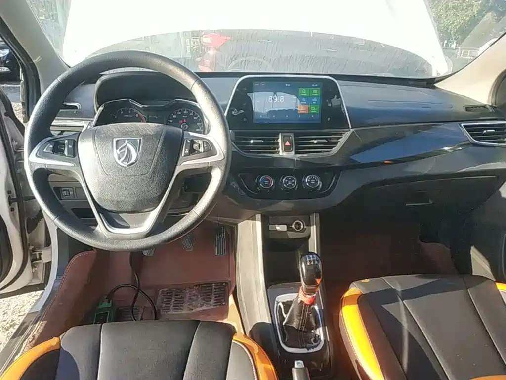 Baojun 310 — миниатюра 10