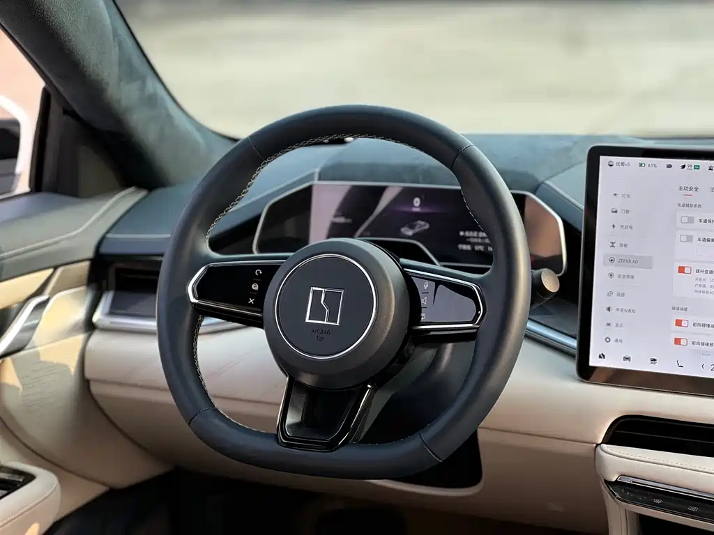 ZEEKR EXTREME KRYPTON 001