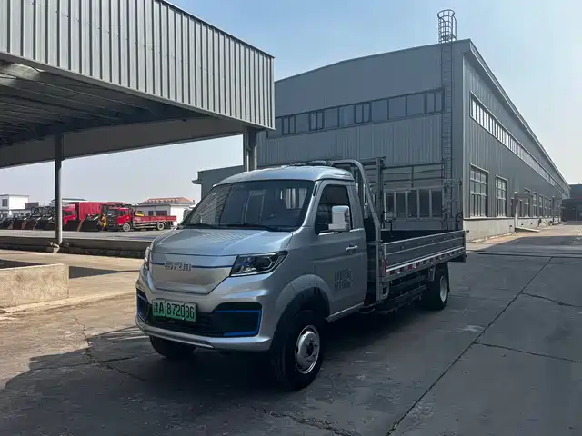 SRM XINYUAN XINYUAN T5L EV 2024