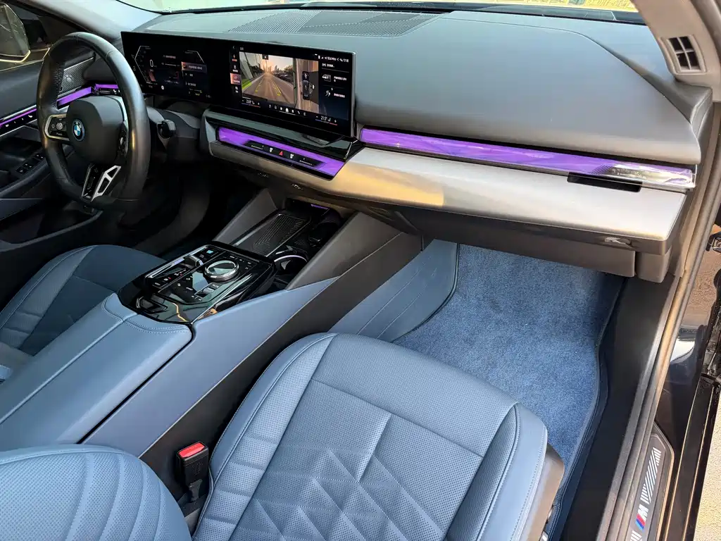 BMW i5 — миниатюра 22