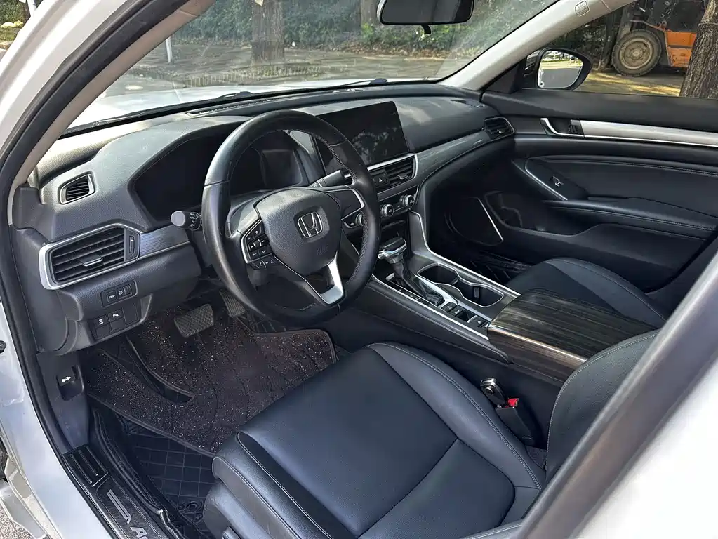 Honda Accord — миниатюра 4