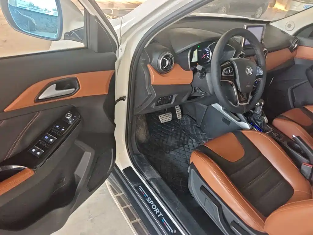 BAIC Senova X35 — миниатюра 16