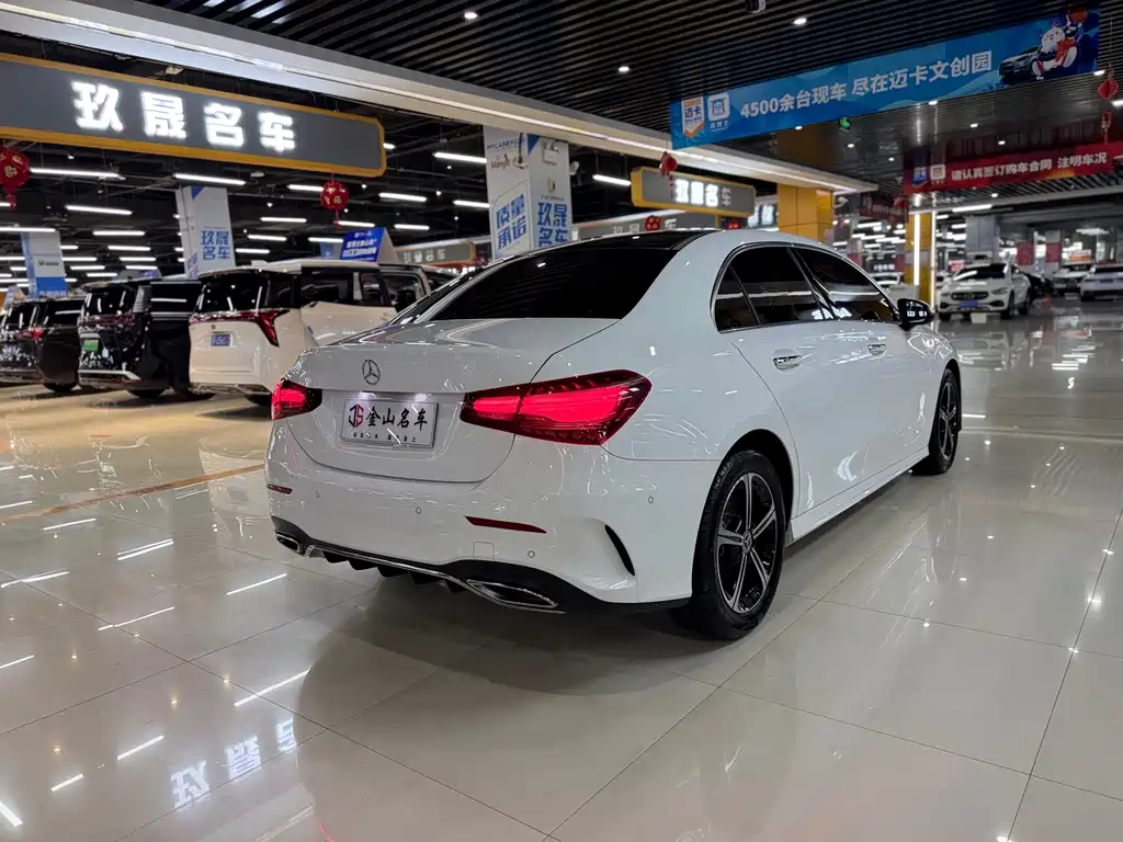 MERCEDES-BENZ A CLASS