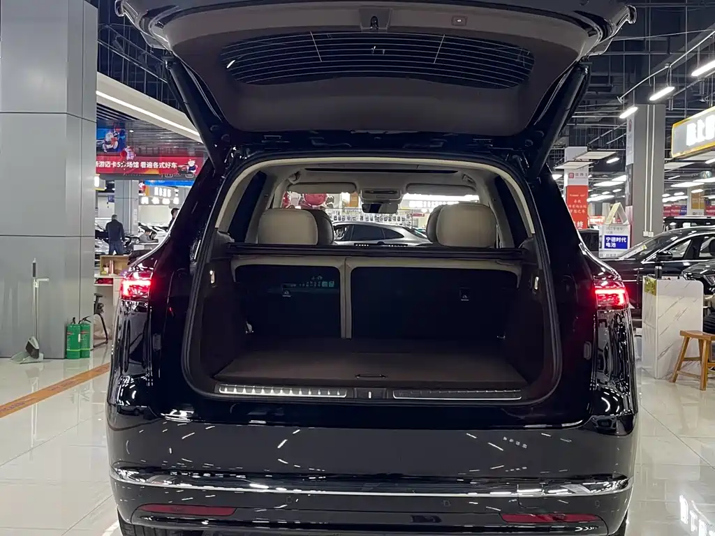 AITO ASK THE WORLD M7